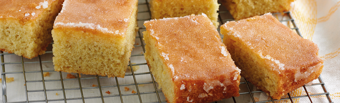 Simple Lemon Traybake